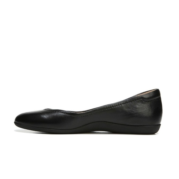 Naturalizer Vivienne Ballet Flat - Picture 11 of 12
